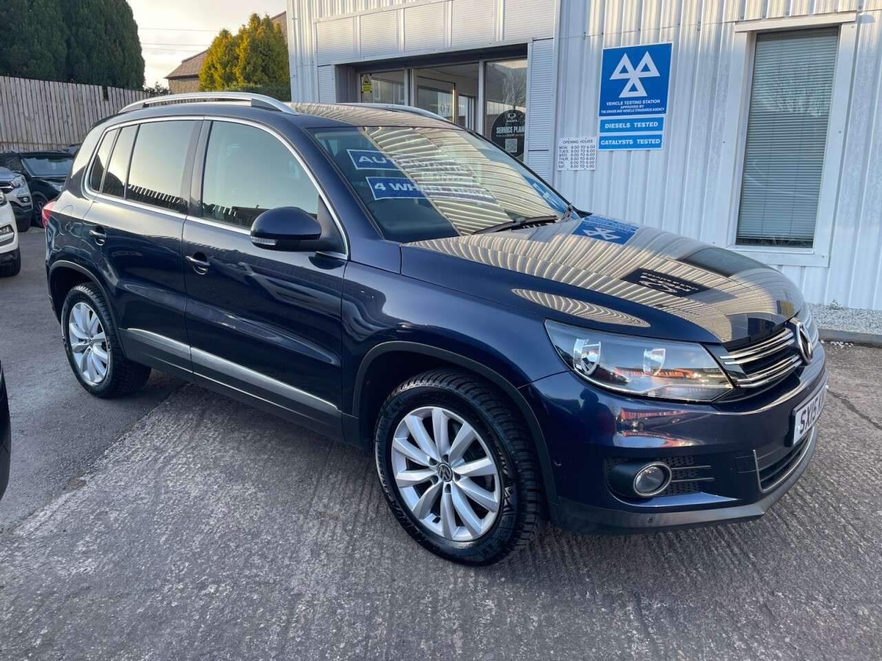 2015 VOLKSWAGEN TIGUAN 2015 VOLKSWAGEN TIGUAN