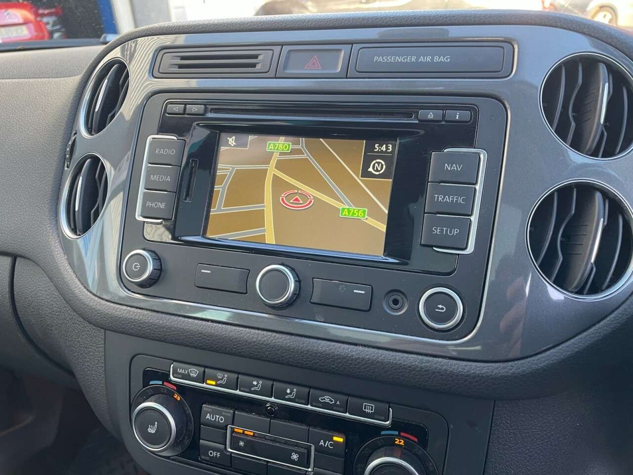 2015 VOLKSWAGEN TIGUAN 2015 VOLKSWAGEN TIGUAN