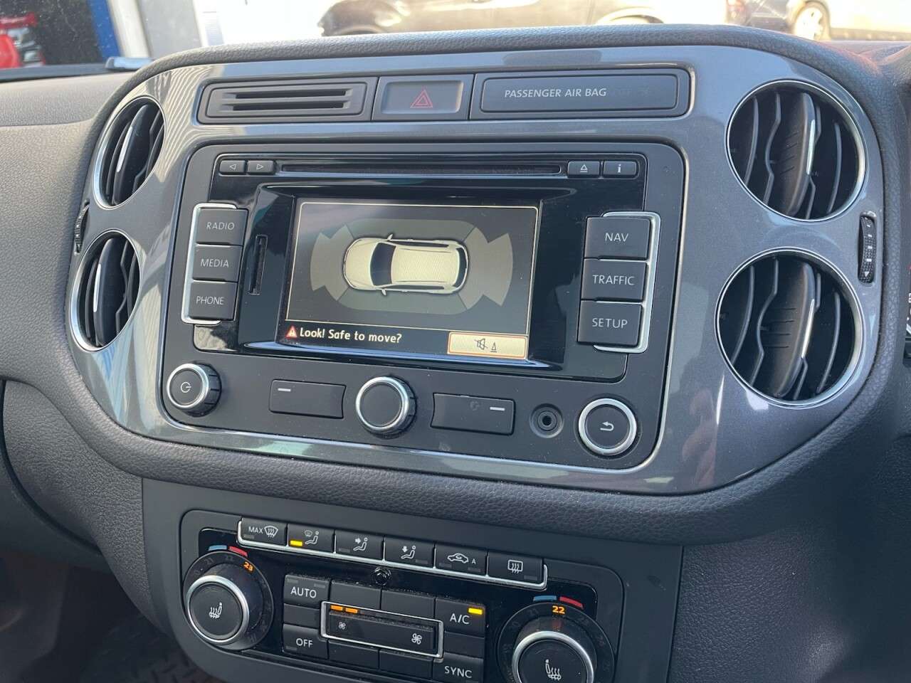 2015 VOLKSWAGEN TIGUAN 2015 VOLKSWAGEN TIGUAN