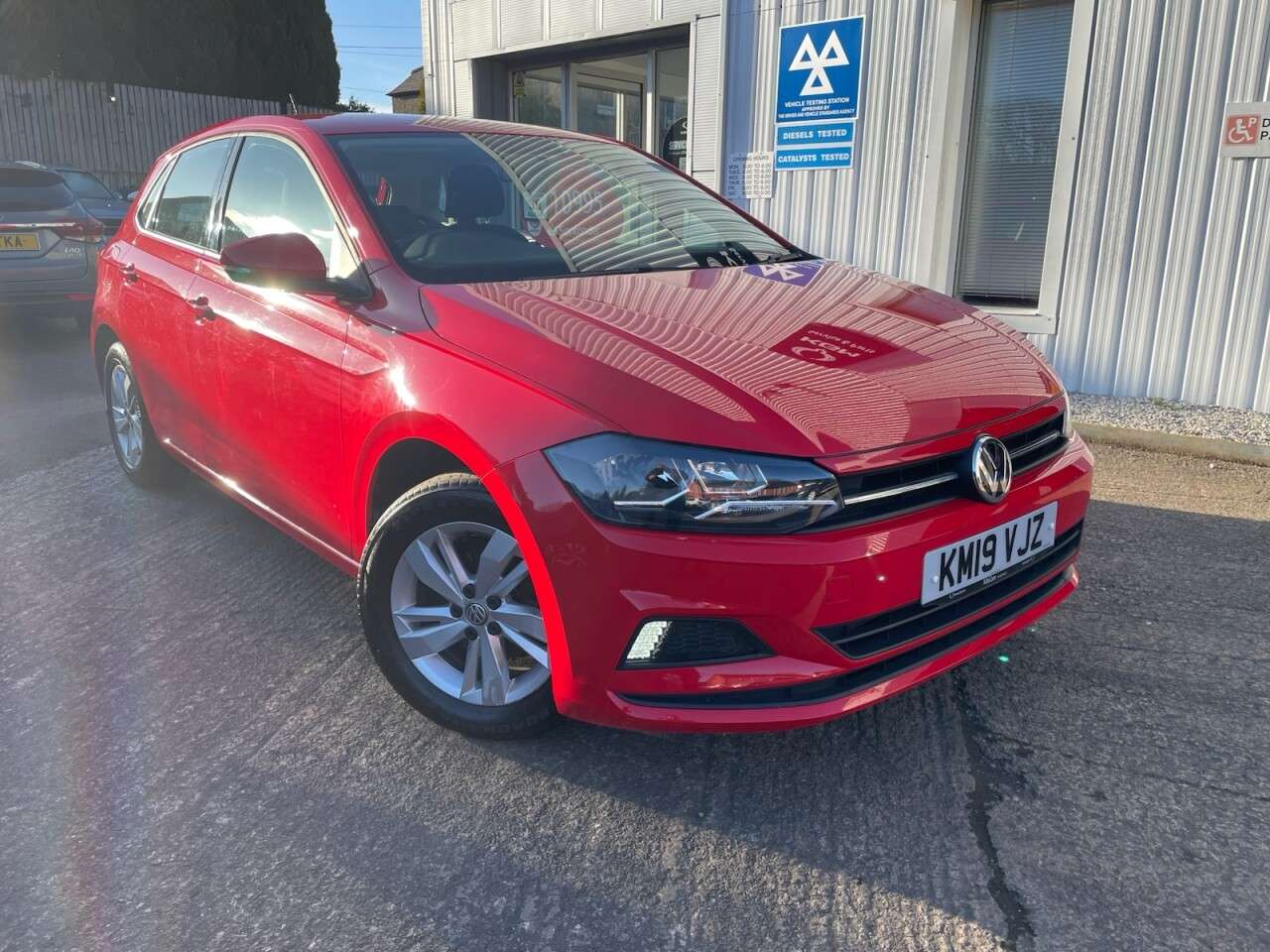 A 2019 VOLKSWAGEN POLO 1.0 TSI GPF SE Hatchback 5dr Petrol Manual Euro 6 (s/s) (95 ps) A 2019 VOLKSWAGEN POLO 1.0 TSI GPF SE Hatchback 5dr Petrol Manual Euro 6 (s/s) (95 ps)