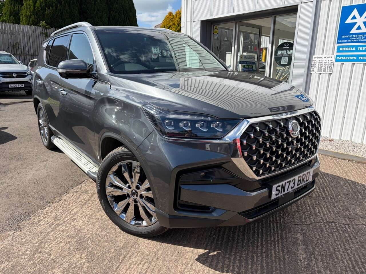 A 2024 KGM REXTON 2.2D K50 SUV 5dr Diesel T-Tronic 4WD Euro 6 (202 ps) A 2024 KGM REXTON 2.2D K50 SUV 5dr Diesel T-Tronic 4WD Euro 6 (202 ps)