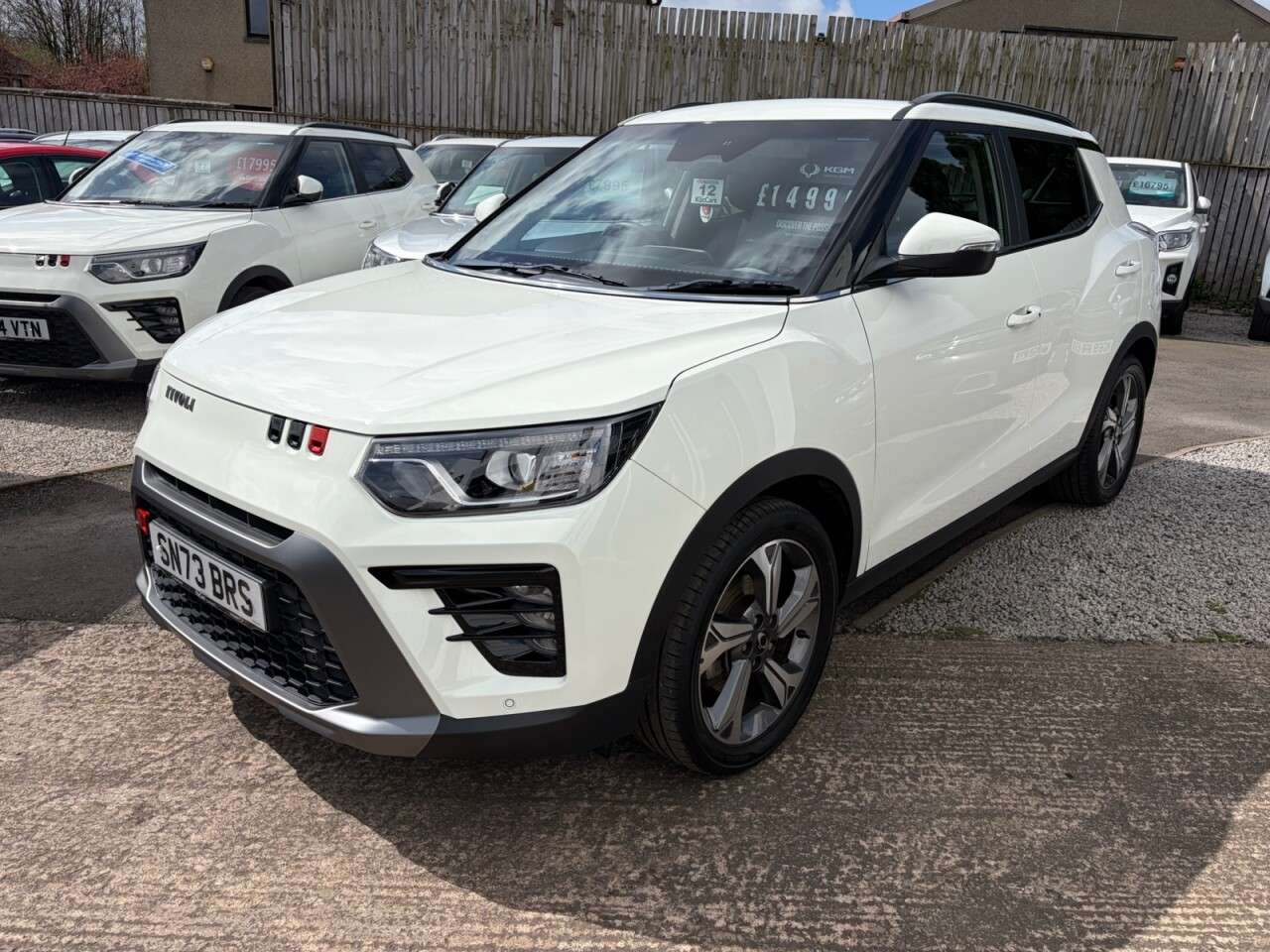 A 2023 SSANGYONG TIVOLI 1.5 ULTIMATE SUV 5dr Petrol Manual Euro 6 (s/s) (163 ps) A 2023 SSANGYONG TIVOLI 1.5 ULTIMATE SUV 5dr Petrol Manual Euro 6 (s/s) (163 ps)