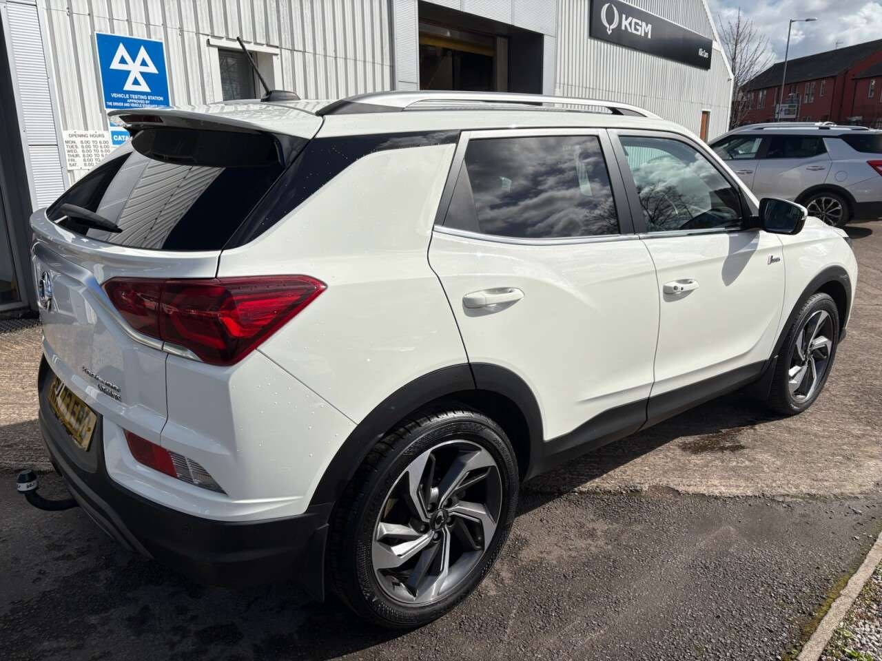 A 2023 SSANGYONG KORANDO 1.5 Ultimate SUV 5dr Petrol Auto Euro 6 (s/s) (163 ps) A 2023 SSANGYONG KORANDO 1.5 Ultimate SUV 5dr Petrol Auto Euro 6 (s/s) (163 ps)