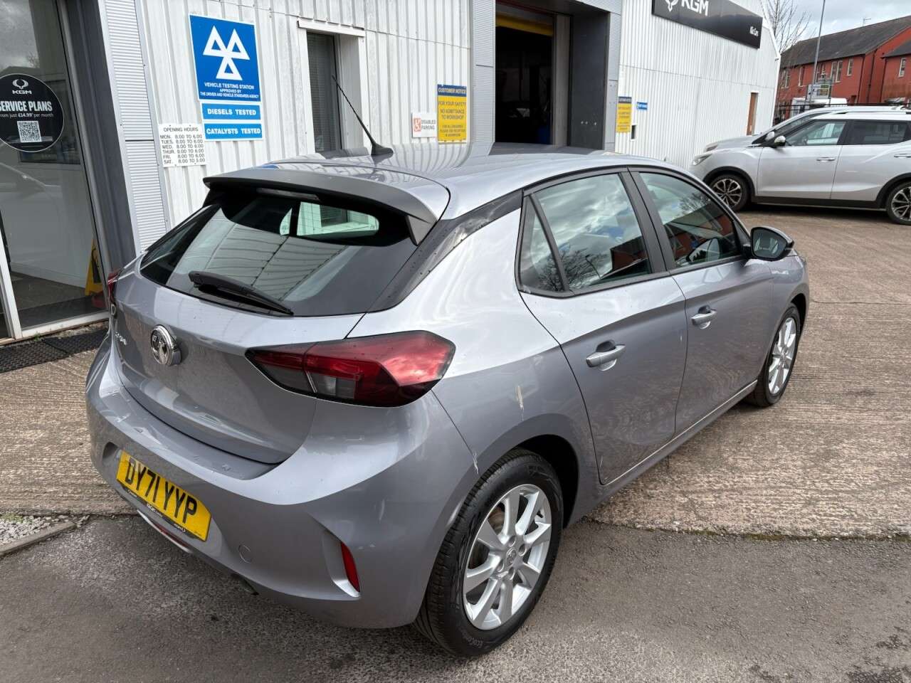 A 2021 VAUXHALL CORSA 1.2 SE Hatchback 5dr Petrol Manual Euro 6 (75 ps) A 2021 VAUXHALL CORSA 1.2 SE Hatchback 5dr Petrol Manual Euro 6 (75 ps)