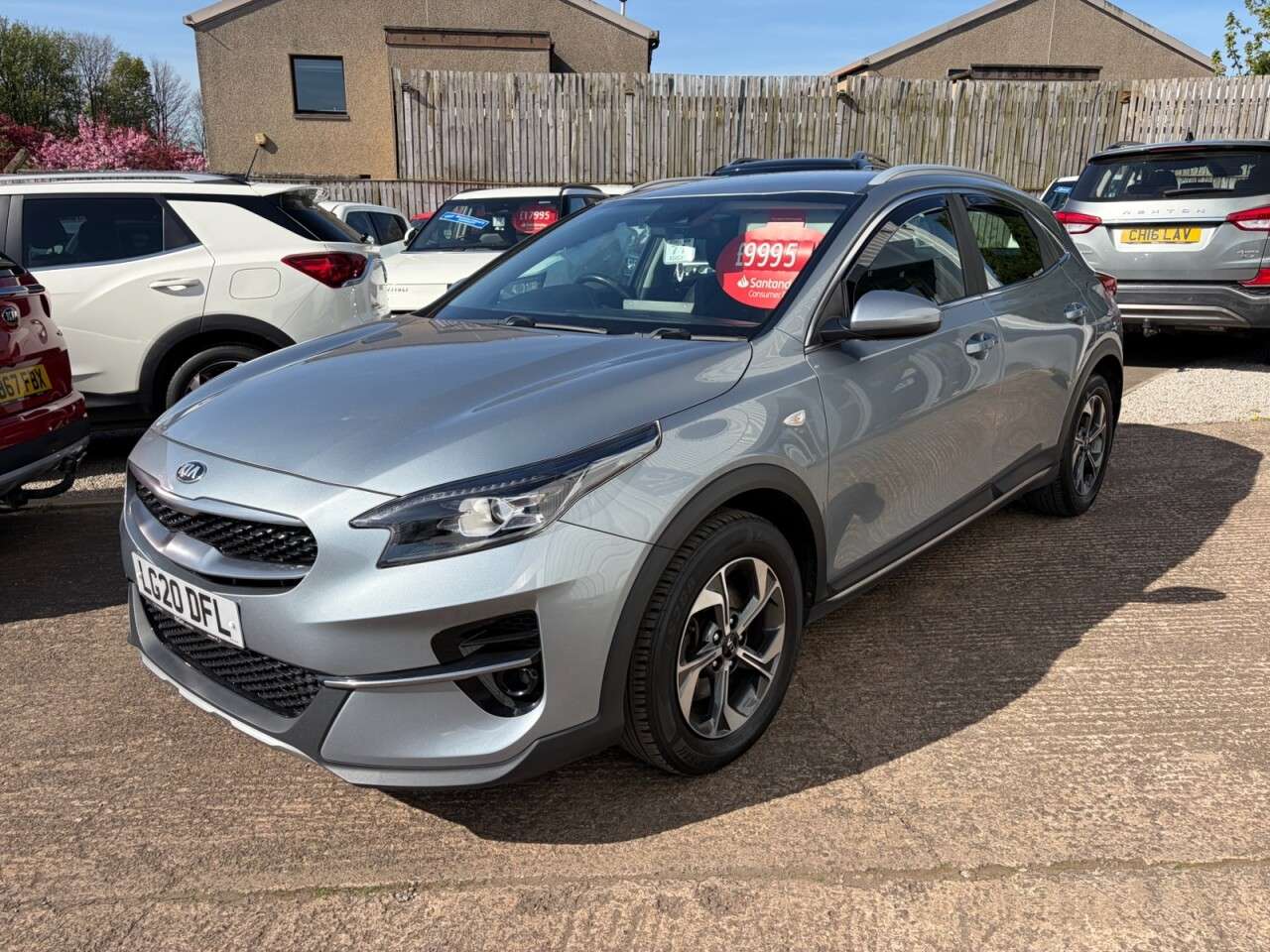 A 2020 KIA XCEED 1.0 T-GDi 2 SUV 5dr Petrol Manual Euro 6 (s/s) (118 bhp) A 2020 KIA XCEED 1.0 T-GDi 2 SUV 5dr Petrol Manual Euro 6 (s/s) (118 bhp)