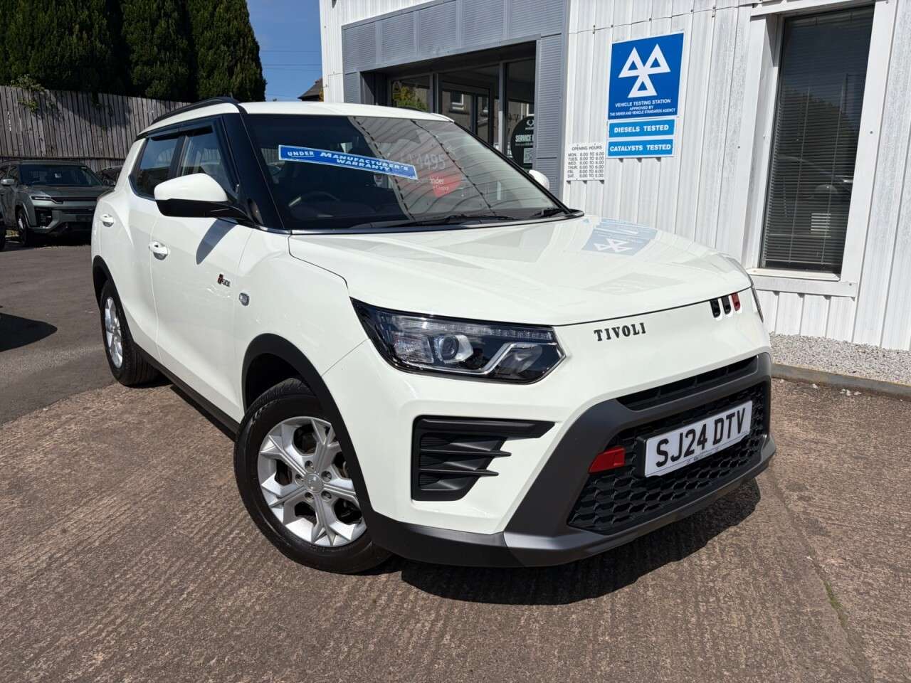 A 2024 KGM TIVOLI 1.5 K30 SUV 5dr Petrol Manual Euro 6 (s/s) (163 ps) A 2024 KGM TIVOLI 1.5 K30 SUV 5dr Petrol Manual Euro 6 (s/s) (163 ps)