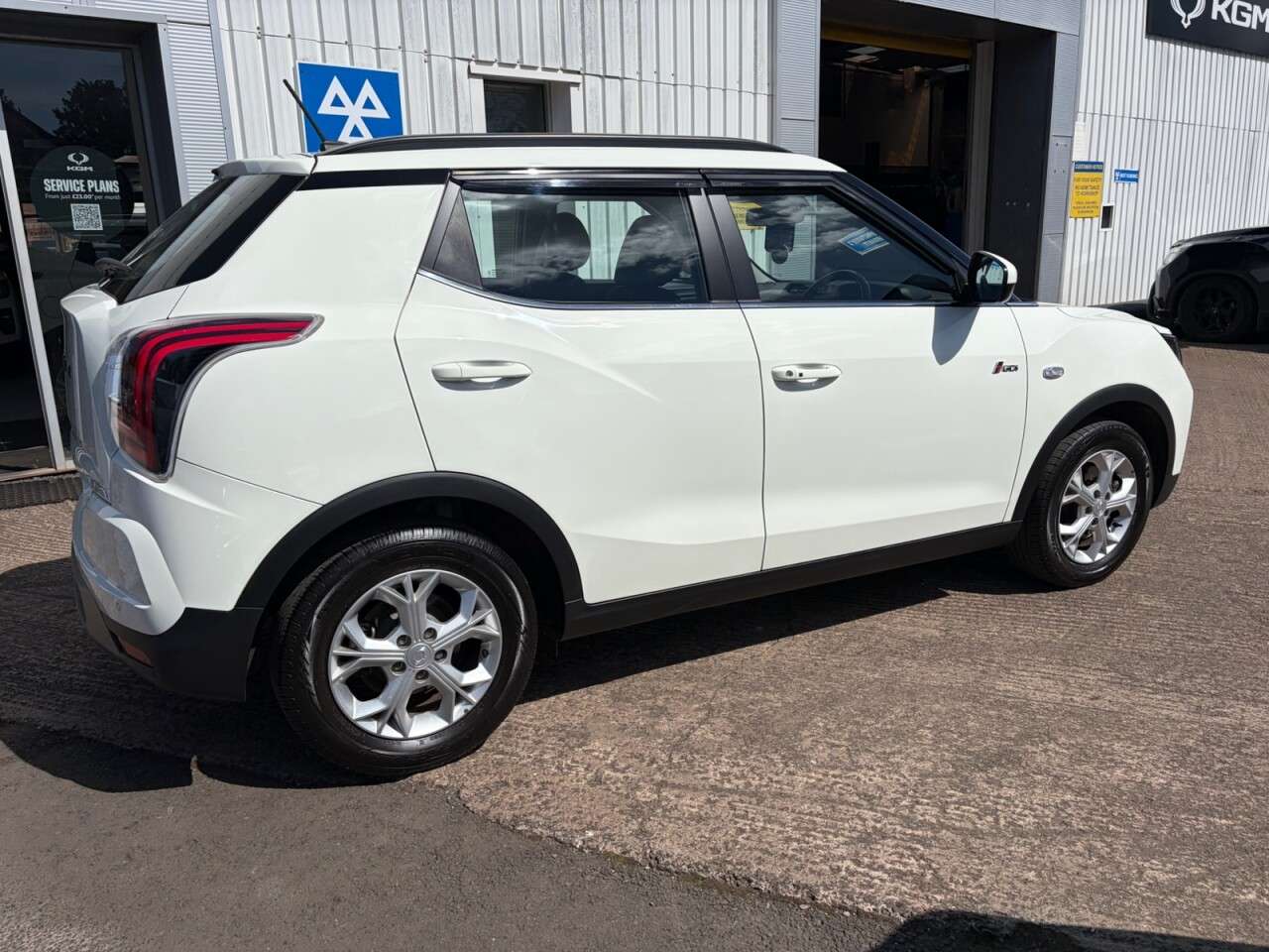2024 KGM TIVOLI 2024 KGM TIVOLI