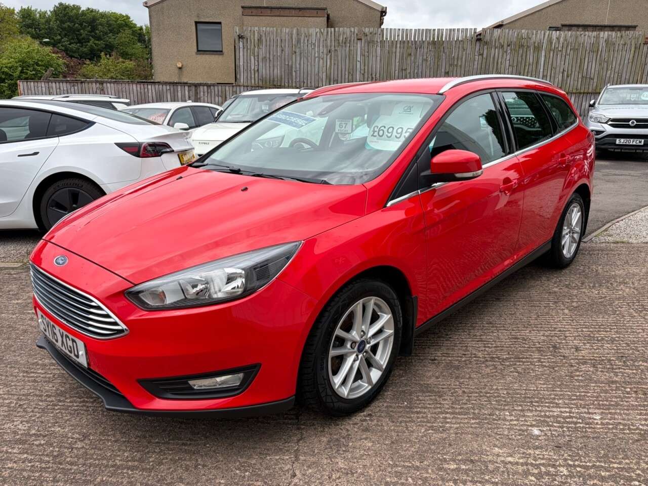 A 2016 FORD FOCUS 1.5 TDCi Zetec Estate 5dr Diesel Manual Euro 6 (s/s) (120 ps) A 2016 FORD FOCUS 1.5 TDCi Zetec Estate 5dr Diesel Manual Euro 6 (s/s) (120 ps)
