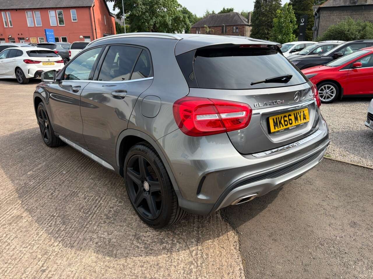 2016 MERCEDES-BENZ GLA CLASS 2016 MERCEDES-BENZ GLA CLASS