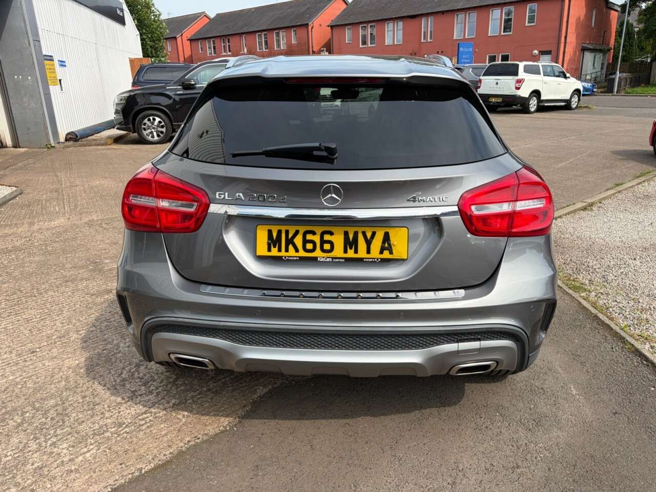 2016 MERCEDES-BENZ GLA CLASS 2016 MERCEDES-BENZ GLA CLASS