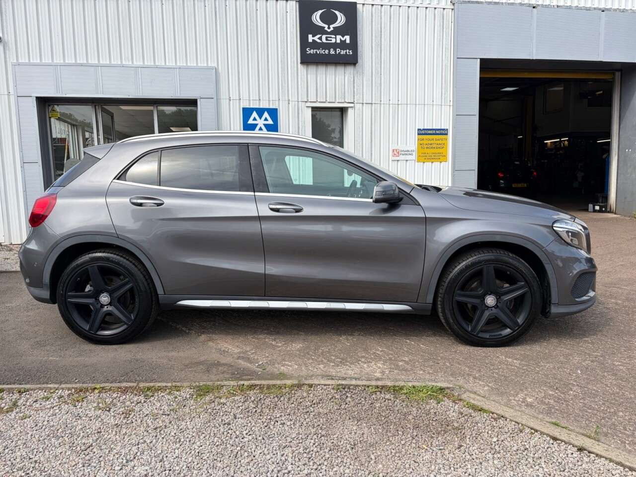 2016 MERCEDES-BENZ GLA CLASS 2016 MERCEDES-BENZ GLA CLASS