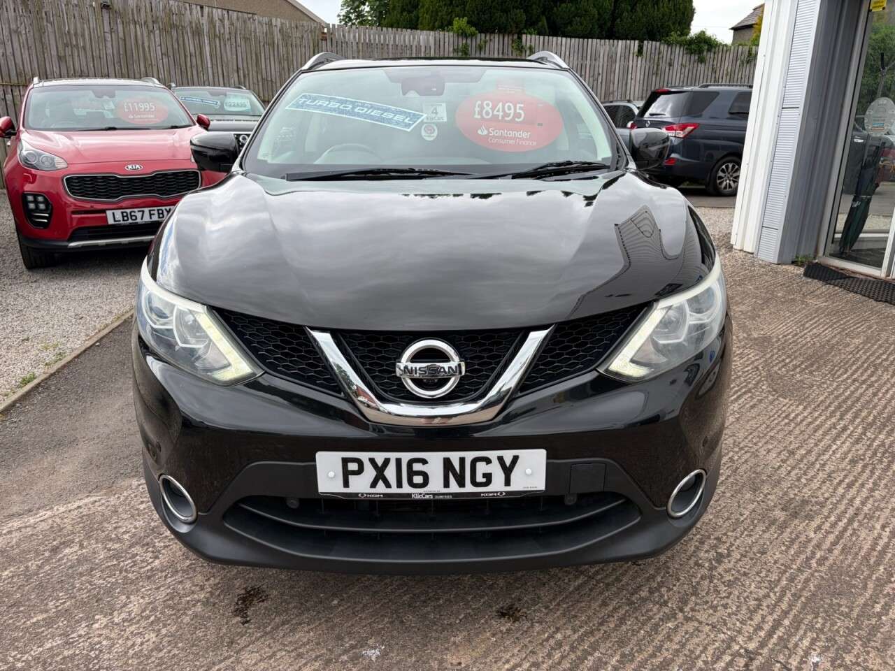 A 2016 NISSAN QASHQAI 1.5 dCi N-Connecta SUV 5dr Diesel Manual 2WD Euro 6 (s/s) (110 ps) A 2016 NISSAN QASHQAI 1.5 dCi N-Connecta SUV 5dr Diesel Manual 2WD Euro 6 (s/s) (110 ps)