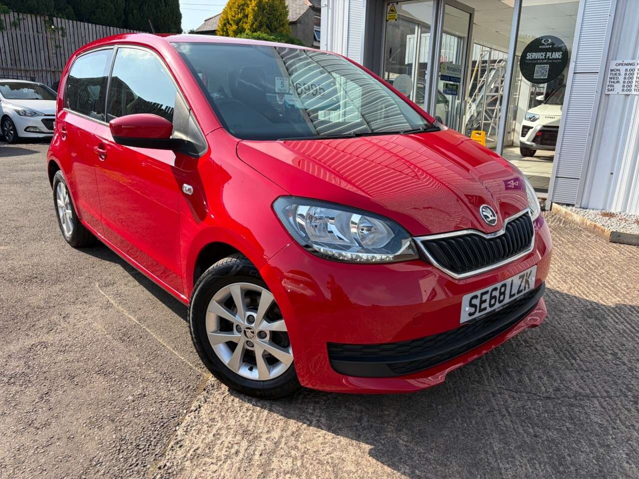 A 2019 SKODA CITIGO 1.0 MPI GreenTech SE Hatchback 5dr Petrol Manual Euro 6 (s/s) (60 ps) A 2019 SKODA CITIGO 1.0 MPI GreenTech SE Hatchback 5dr Petrol Manual Euro 6 (s/s) (60 ps)