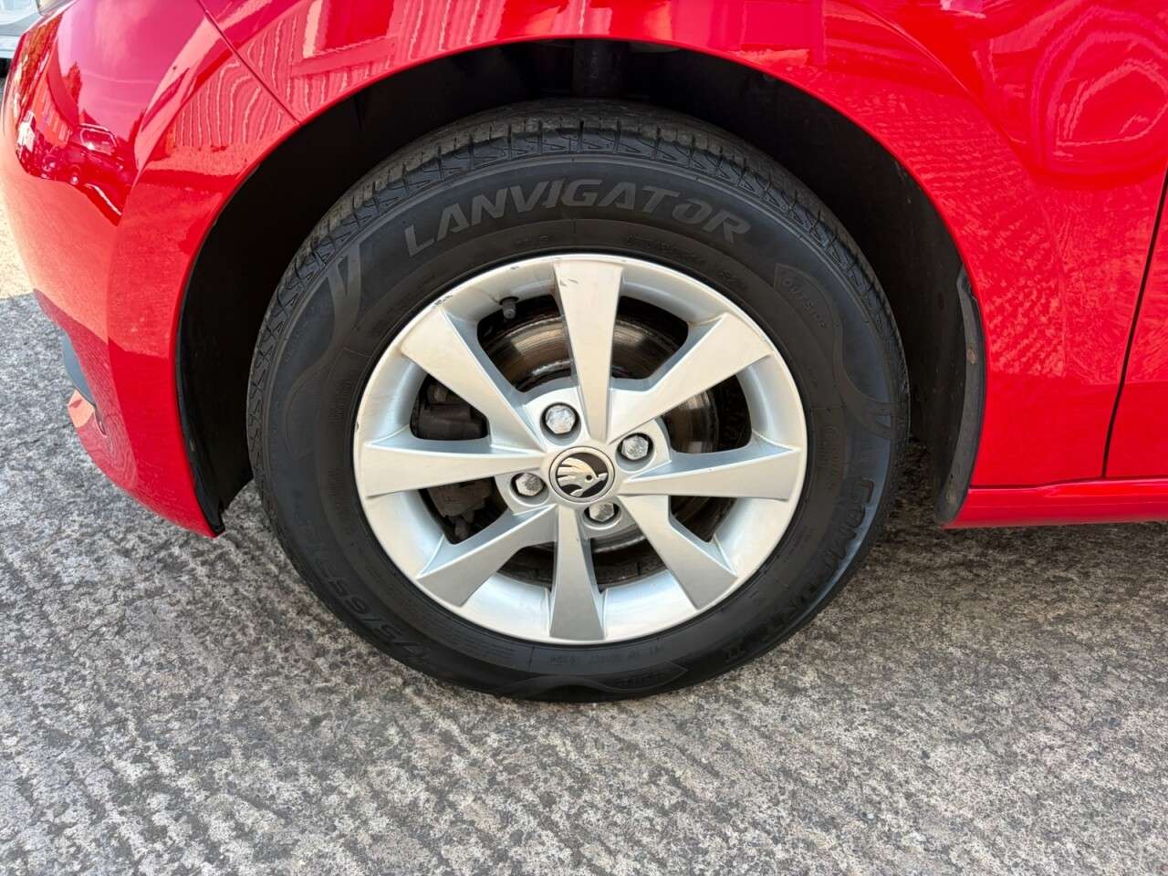 A 2019 SKODA CITIGO 1.0 MPI GreenTech SE Hatchback 5dr Petrol Manual Euro 6 (s/s) (60 ps) A 2019 SKODA CITIGO 1.0 MPI GreenTech SE Hatchback 5dr Petrol Manual Euro 6 (s/s) (60 ps)