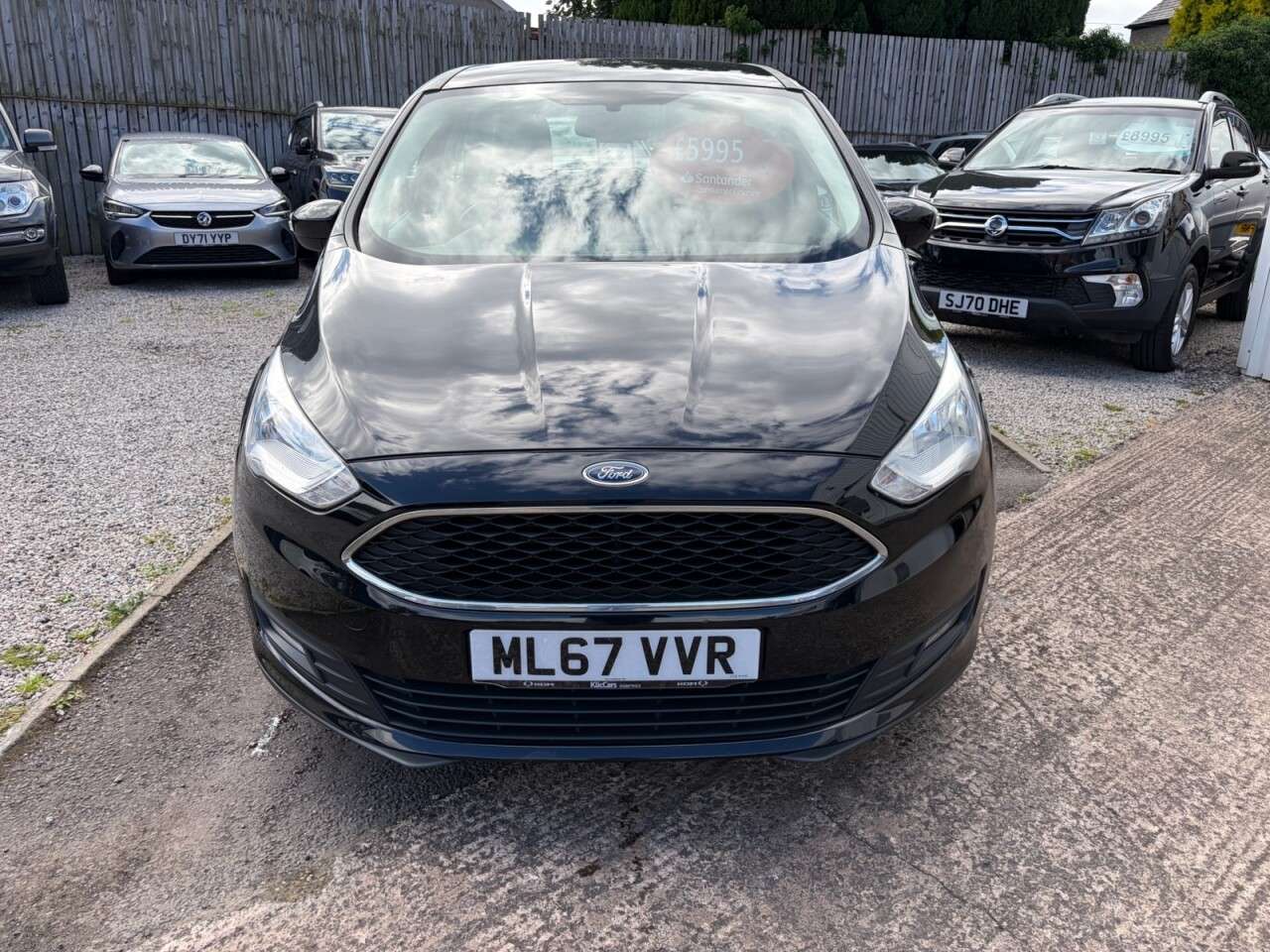A 2017 FORD GRAND C-MAX 1.0T EcoBoost Zetec MPV 5dr Petrol Manual Euro 6 (s/s) (Nav) (100 ps) 7 Sea A 2017 FORD GRAND C-MAX 1.0T EcoBoost Zetec MPV 5dr Petrol Manual Euro 6 (s/s) (Nav) (100 ps) 7 Sea