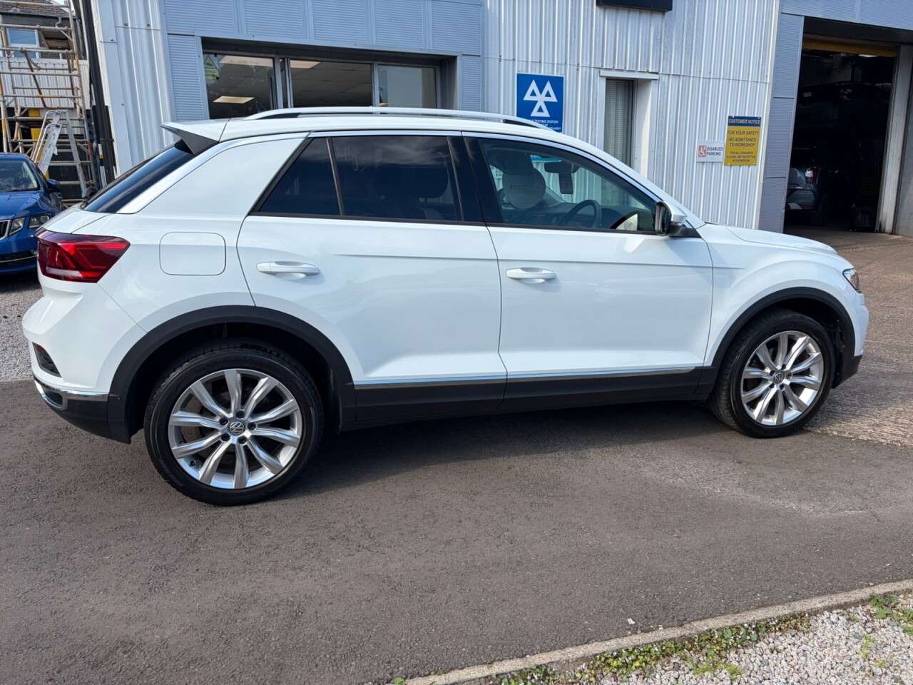 2020 VOLKSWAGEN T-ROC 2020 VOLKSWAGEN T-ROC