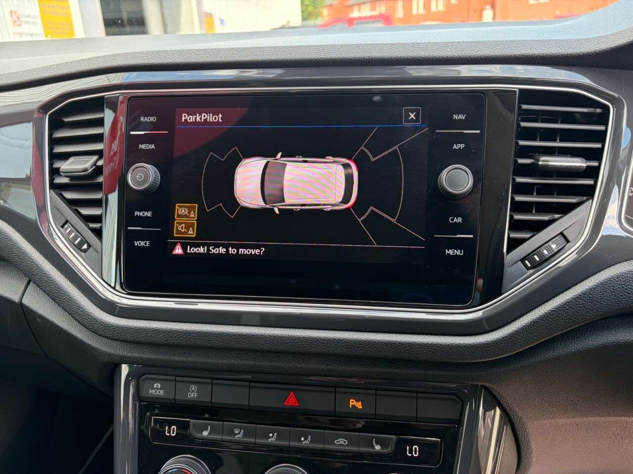 2020 VOLKSWAGEN T-ROC 2020 VOLKSWAGEN T-ROC