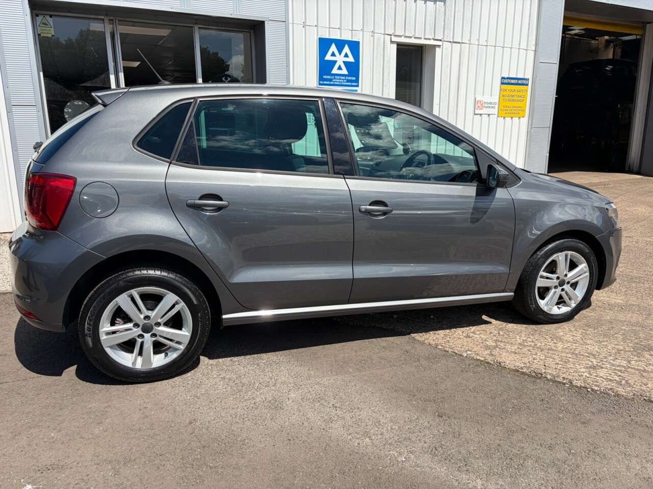 2016 VOLKSWAGEN POLO 2016 VOLKSWAGEN POLO