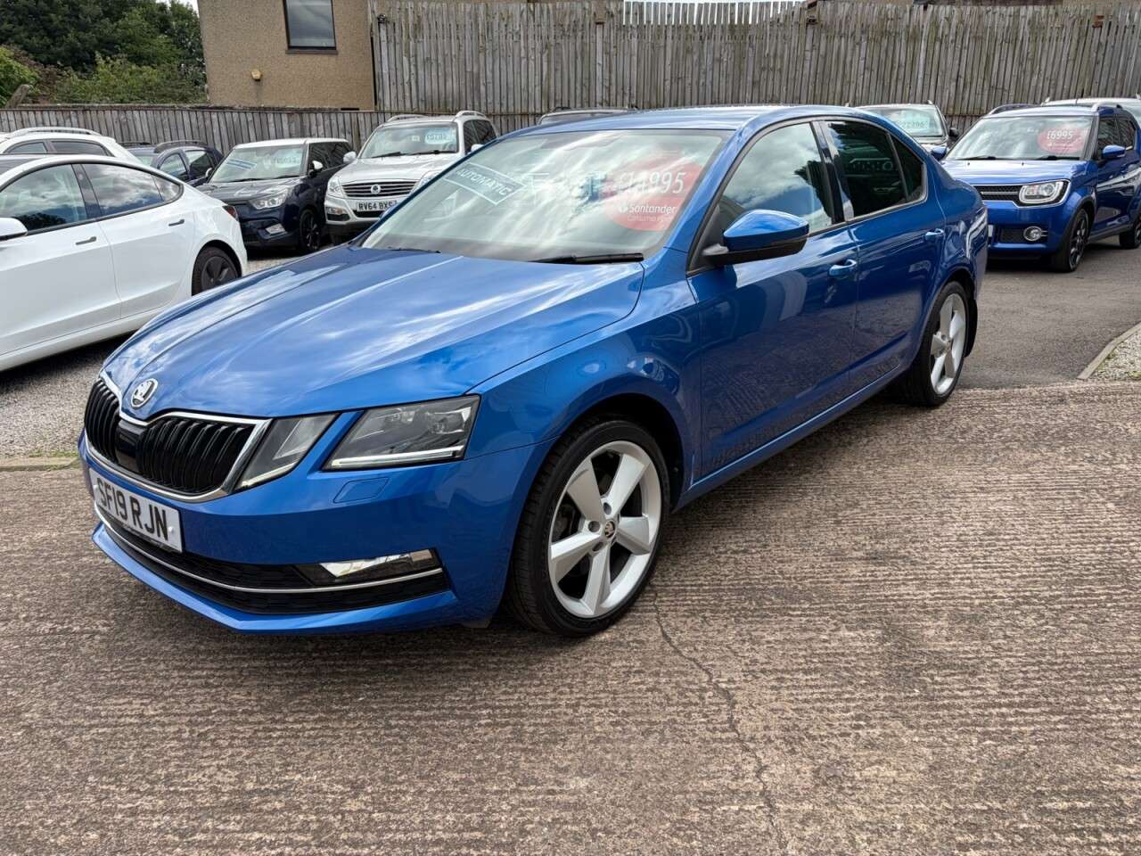 A 2019 SKODA OCTAVIA 2.0 TSI SE L Hatchback 5dr Petrol DSG Euro 6 (s/s) (190 ps) A 2019 SKODA OCTAVIA 2.0 TSI SE L Hatchback 5dr Petrol DSG Euro 6 (s/s) (190 ps)