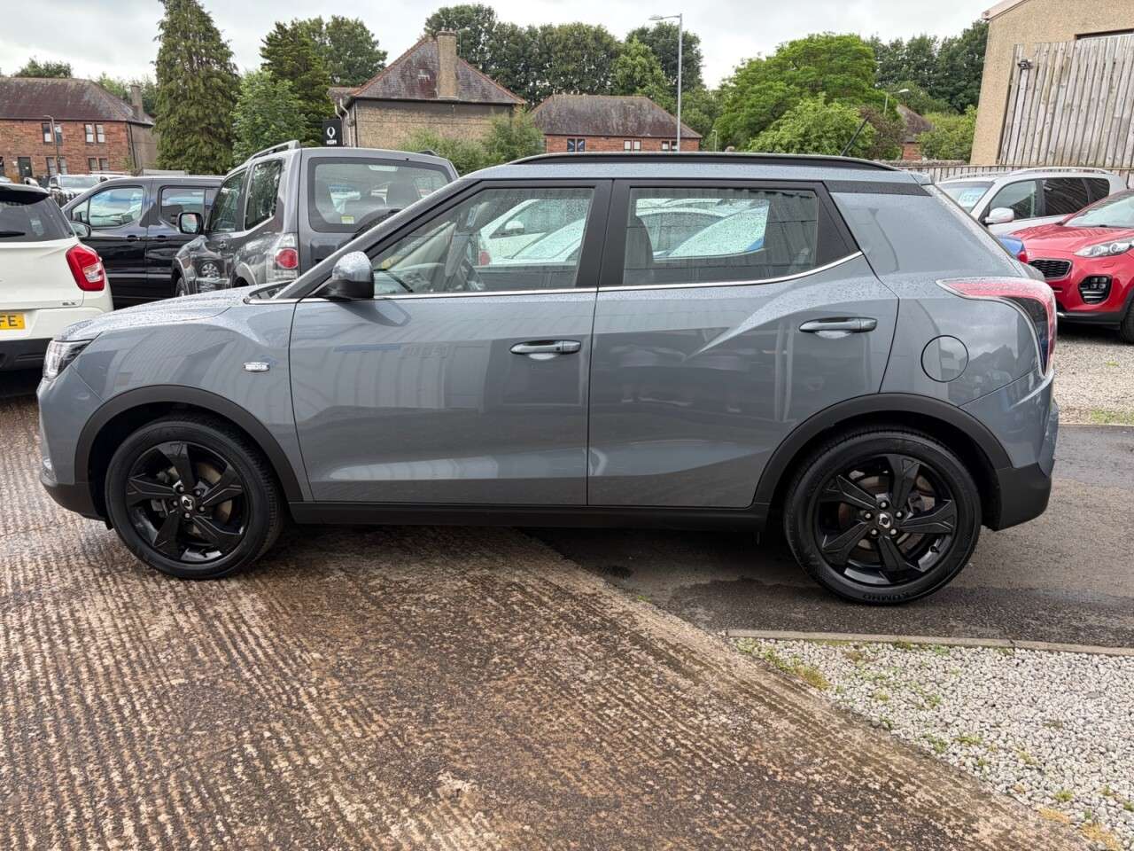 2024 KGM TIVOLI 2024 KGM TIVOLI