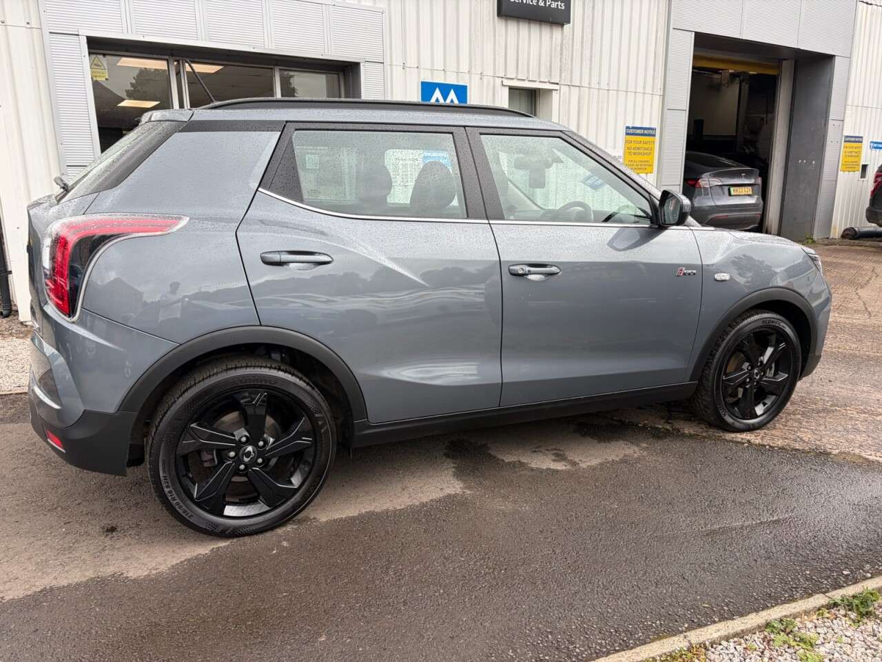 2024 KGM TIVOLI 2024 KGM TIVOLI