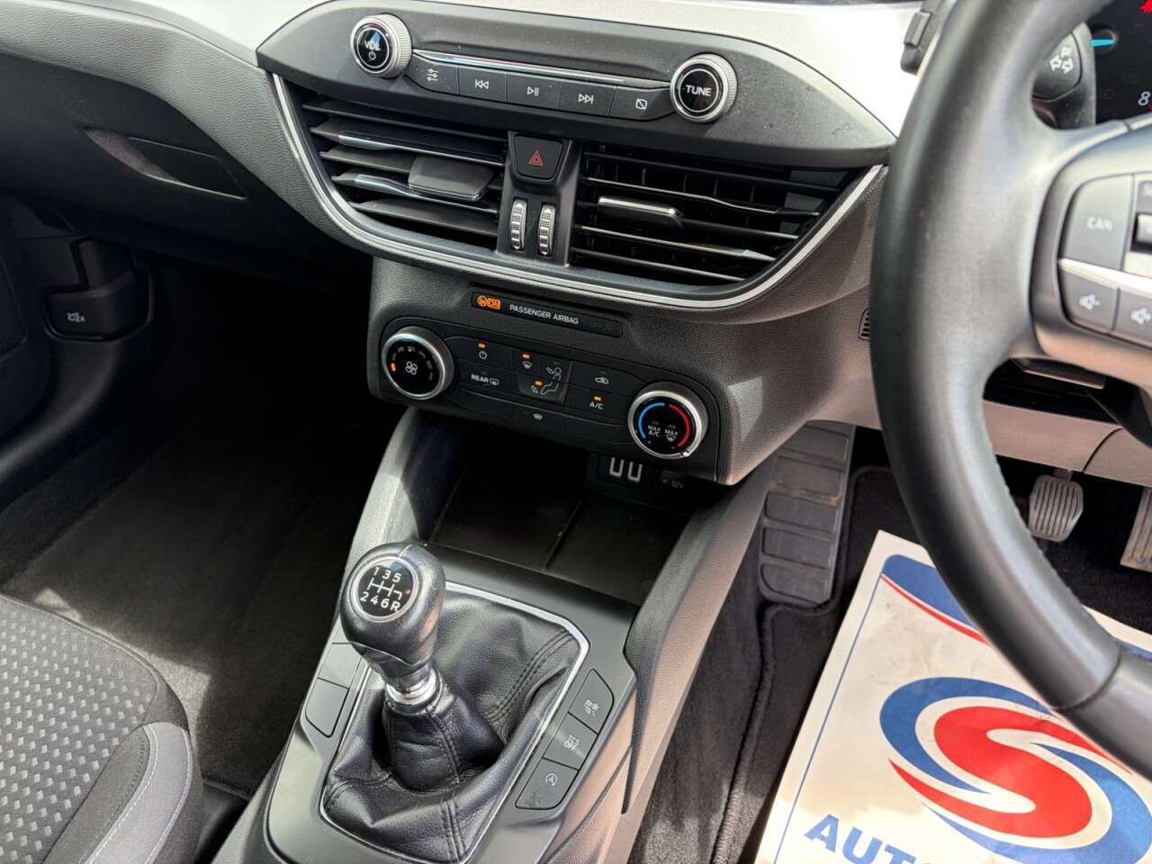 2022 FORD FOCUS 2022 FORD FOCUS