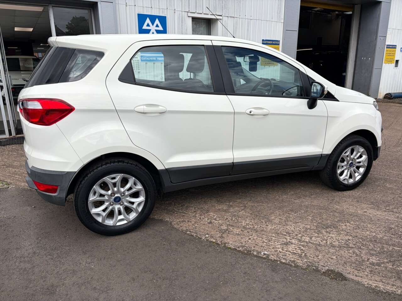 2017 FORD ECOSPORT 2017 FORD ECOSPORT