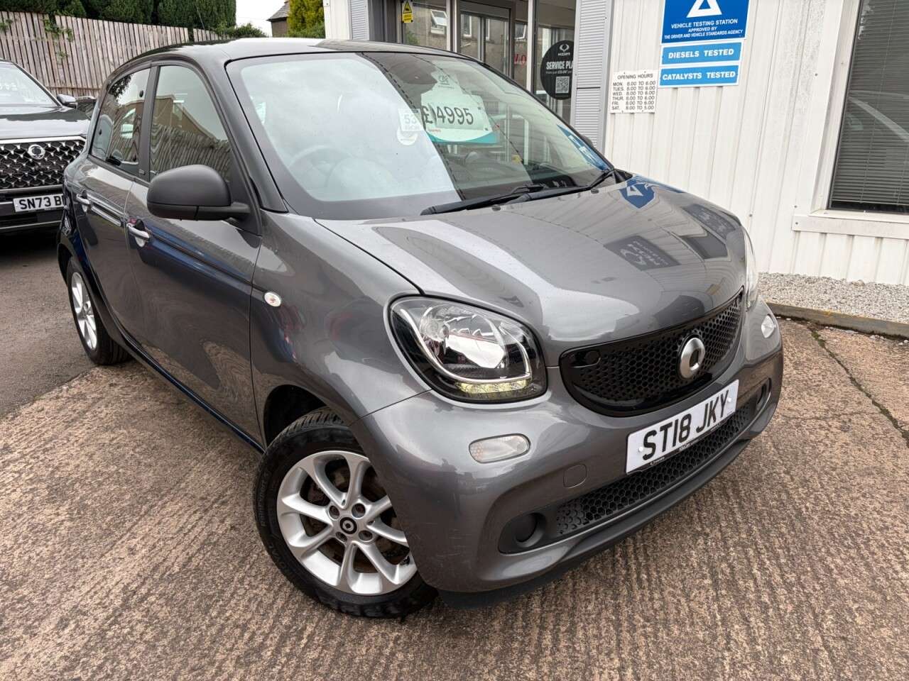 A 2018 SMART FORFOUR 1.0 Passion Hatchback 5dr Petrol Manual Euro 6 (s/s) (71 ps) A 2018 SMART FORFOUR 1.0 Passion Hatchback 5dr Petrol Manual Euro 6 (s/s) (71 ps)