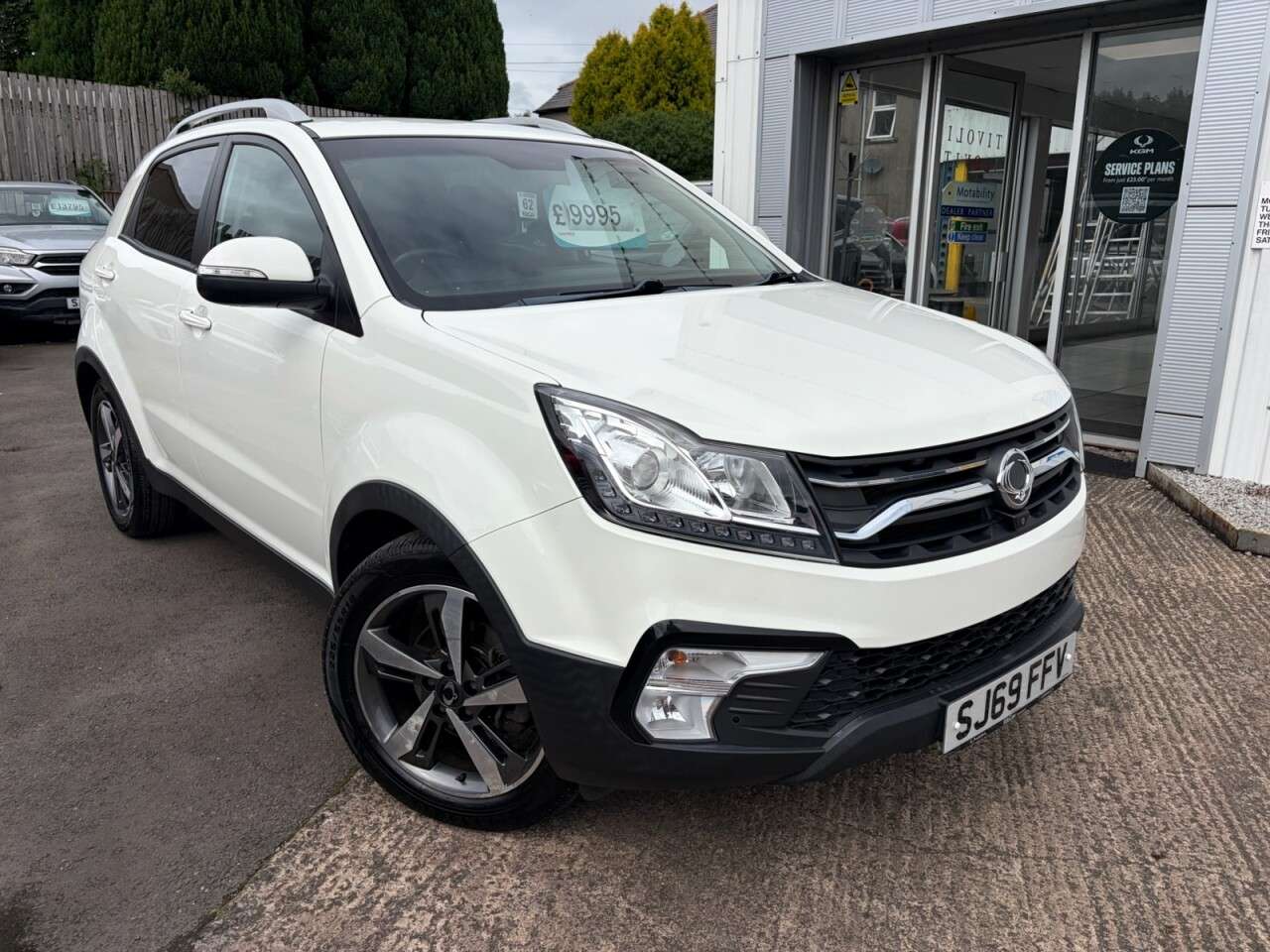 A 2019 SSANGYONG KORANDO 2.2D Ultimate SUV 5dr Diesel Auto 4WD Euro 6 (178 ps) A 2019 SSANGYONG KORANDO 2.2D Ultimate SUV 5dr Diesel Auto 4WD Euro 6 (178 ps)