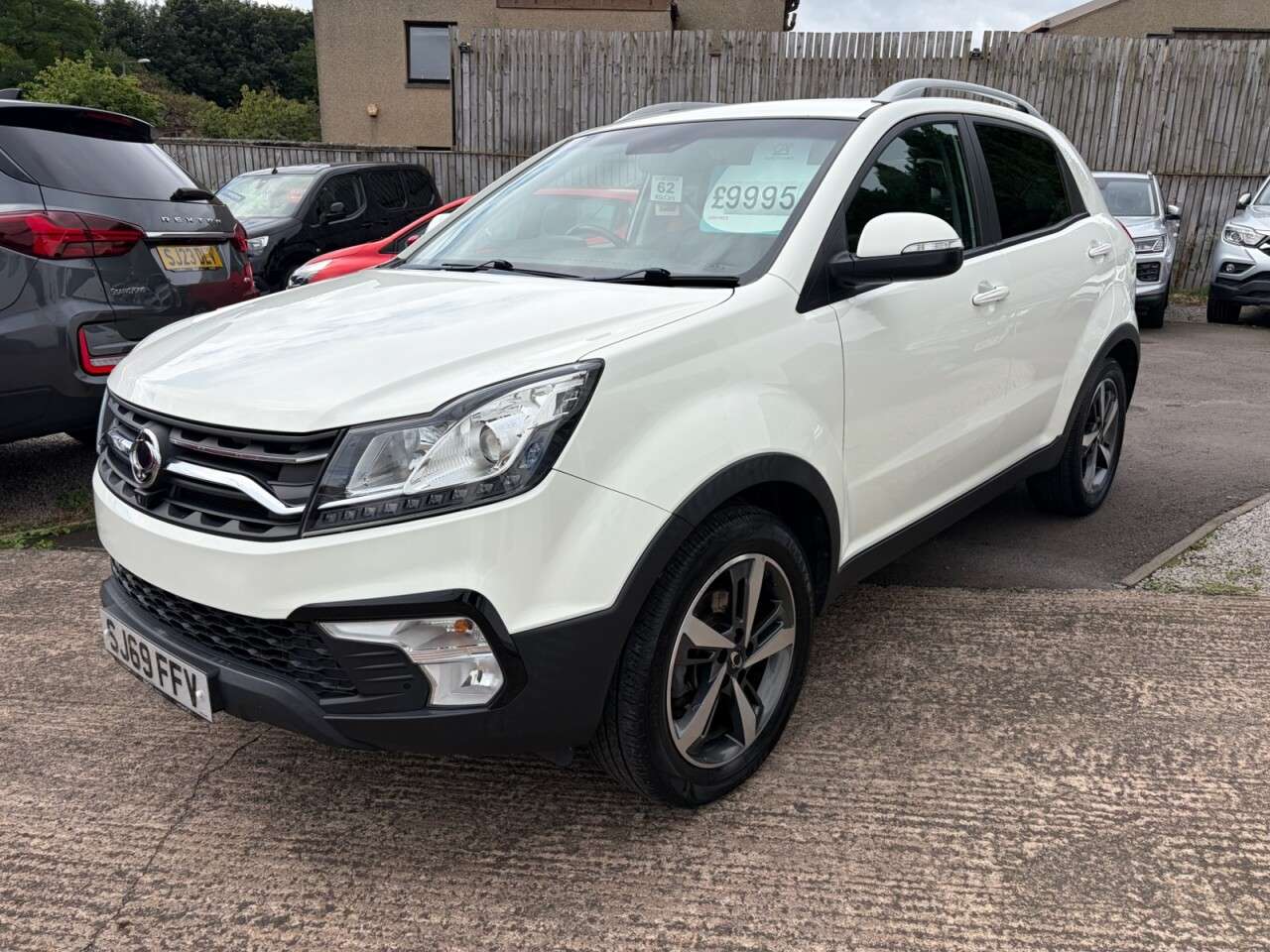 A 2019 SSANGYONG KORANDO 2.2D Ultimate SUV 5dr Diesel Auto 4WD Euro 6 (178 ps) A 2019 SSANGYONG KORANDO 2.2D Ultimate SUV 5dr Diesel Auto 4WD Euro 6 (178 ps)