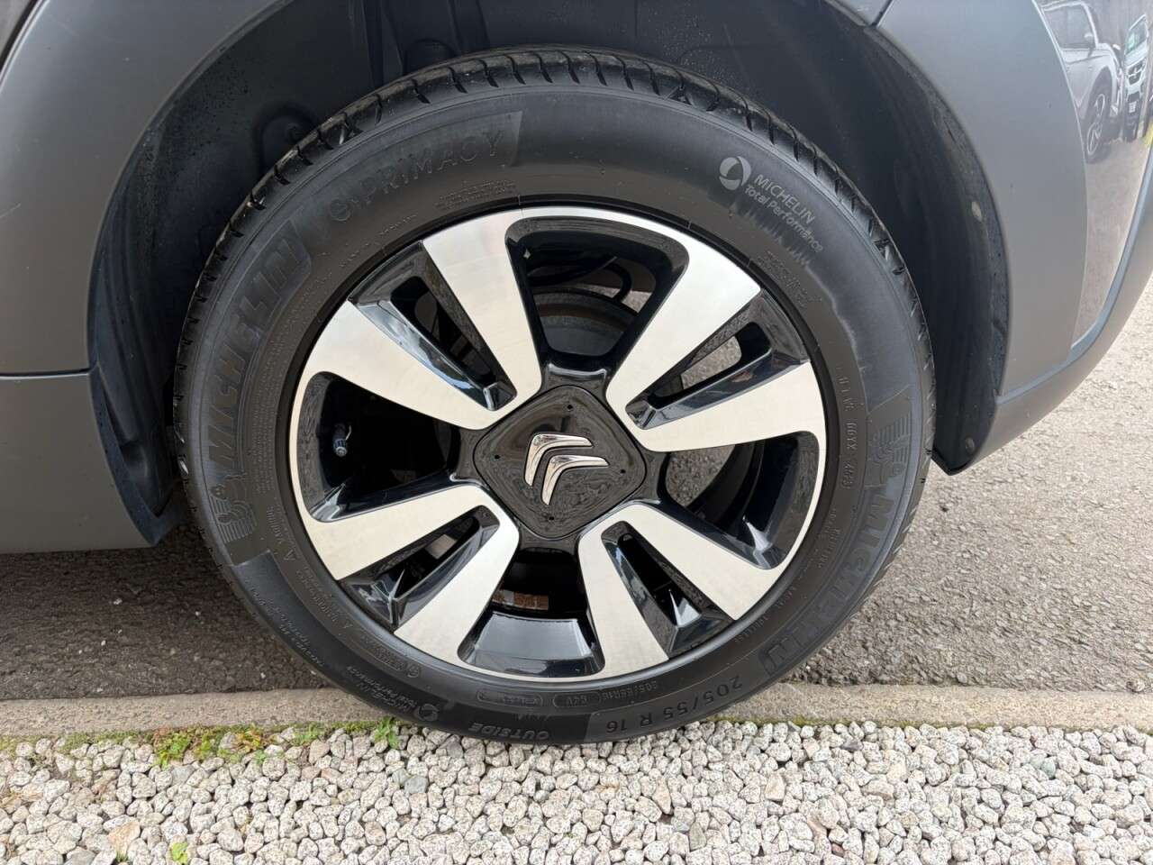 A 2023 CITROEN C3 1.2 PureTech PLUS Hatchback 5dr Petrol Manual Euro 6 (s/s) (83 ps) A 2023 CITROEN C3 1.2 PureTech PLUS Hatchback 5dr Petrol Manual Euro 6 (s/s) (83 ps)