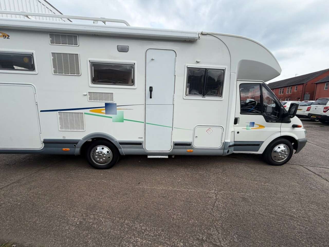 2005 FORD CHAUSSON 2005 FORD CHAUSSON