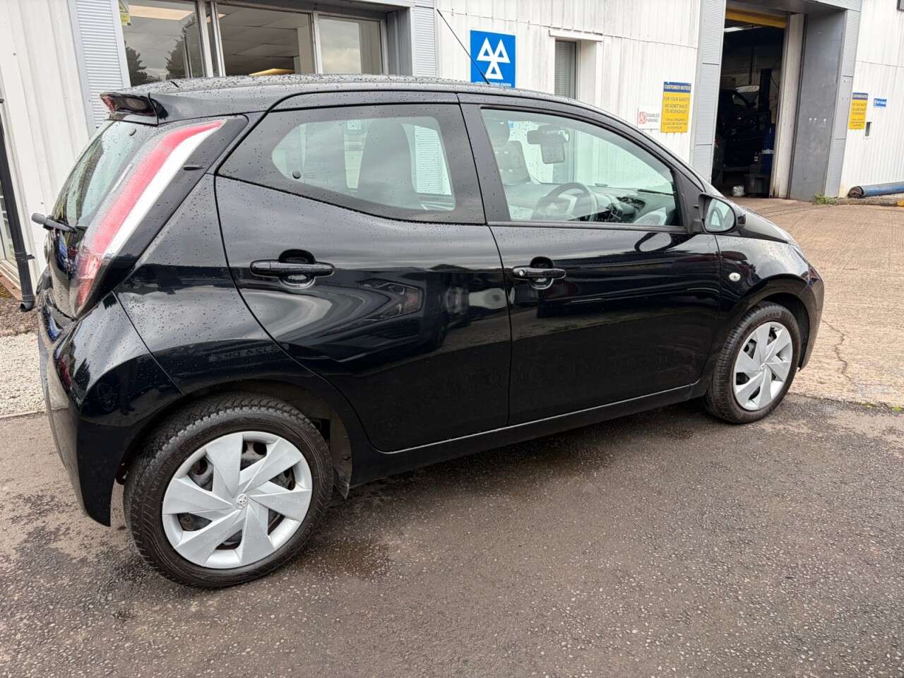 2016 TOYOTA AYGO 2016 TOYOTA AYGO