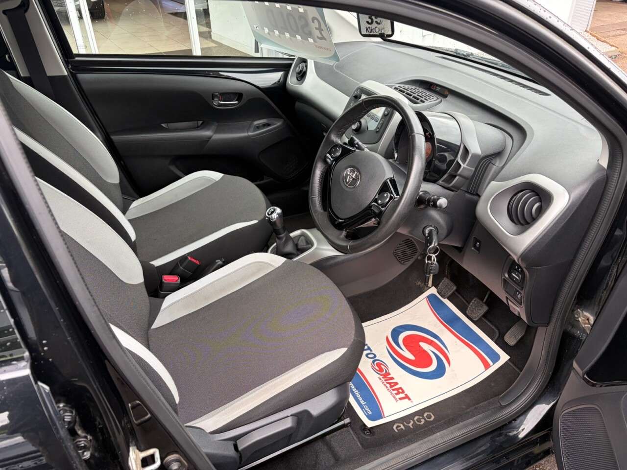 2016 TOYOTA AYGO 2016 TOYOTA AYGO