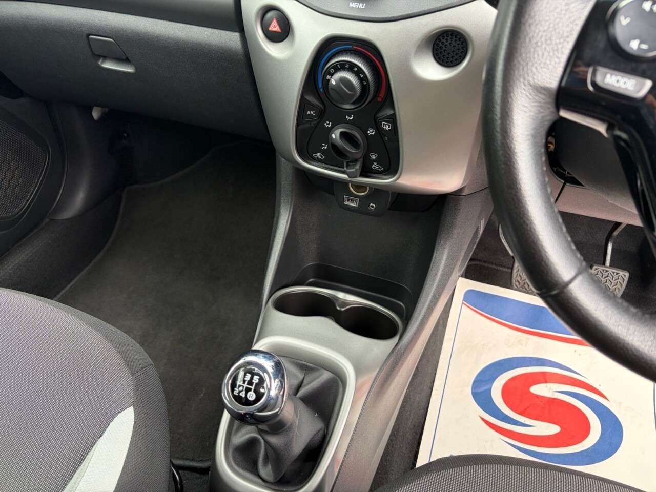 2016 TOYOTA AYGO 2016 TOYOTA AYGO