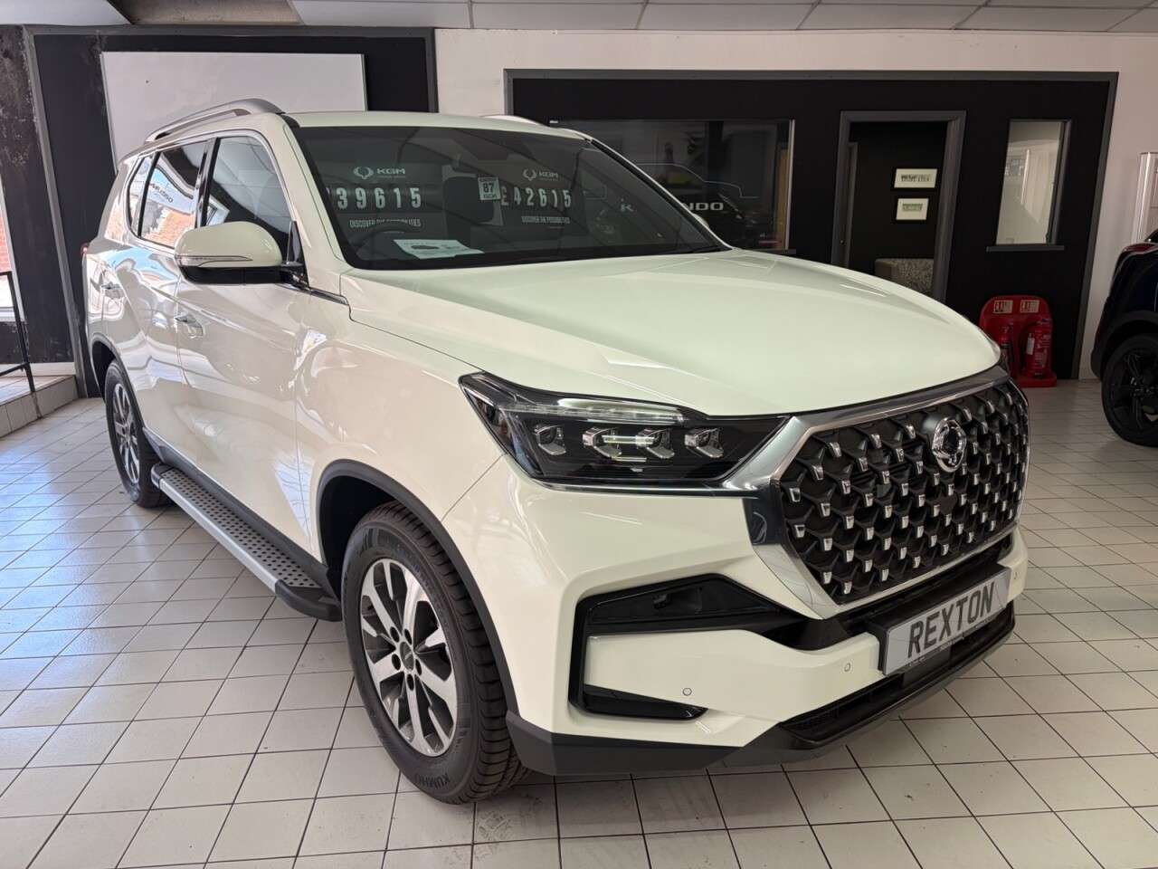 A 2026 KGM REXTON 2.2D K30 SUV 5dr Diesel T-Tronic 4WD Euro 6 (s/s) (202 ps) A 2026 KGM REXTON 2.2D K30 SUV 5dr Diesel T-Tronic 4WD Euro 6 (s/s) (202 ps)