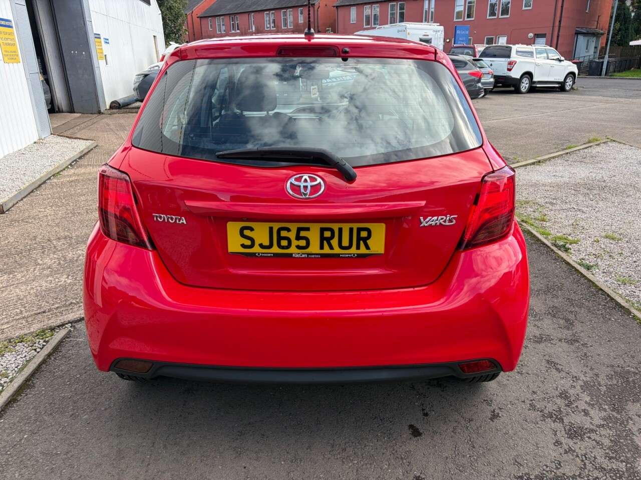 2015 TOYOTA YARIS 2015 TOYOTA YARIS