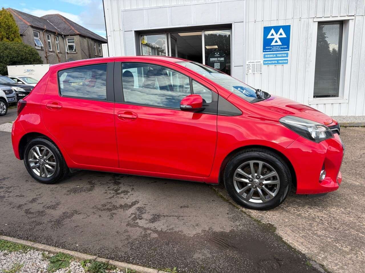 2015 TOYOTA YARIS 2015 TOYOTA YARIS