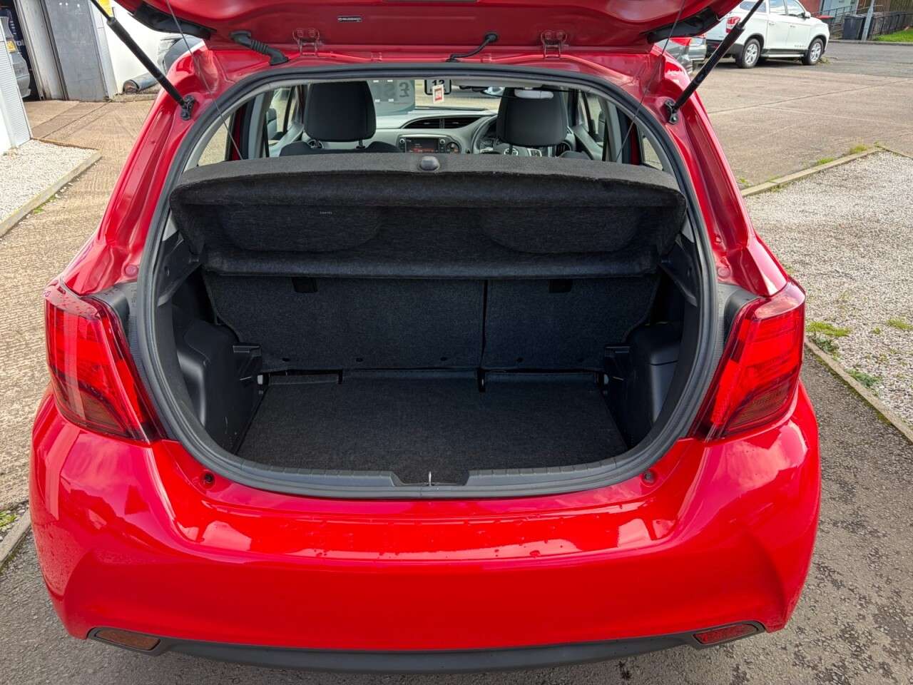 2015 TOYOTA YARIS 2015 TOYOTA YARIS