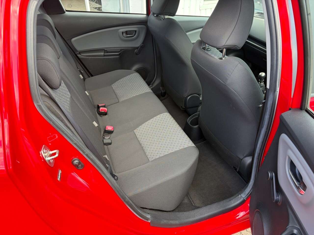 2015 TOYOTA YARIS 2015 TOYOTA YARIS