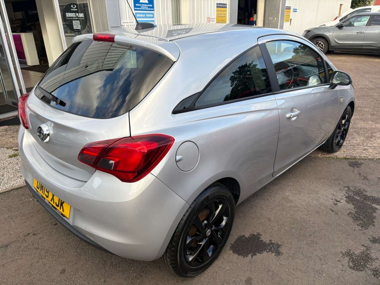 A 2019 VAUXHALL CORSA 1.4i ecoTEC Griffin Hatchback 3dr Petrol Manual Euro 6 (90 ps) A 2019 VAUXHALL CORSA 1.4i ecoTEC Griffin Hatchback 3dr Petrol Manual Euro 6 (90 ps)
