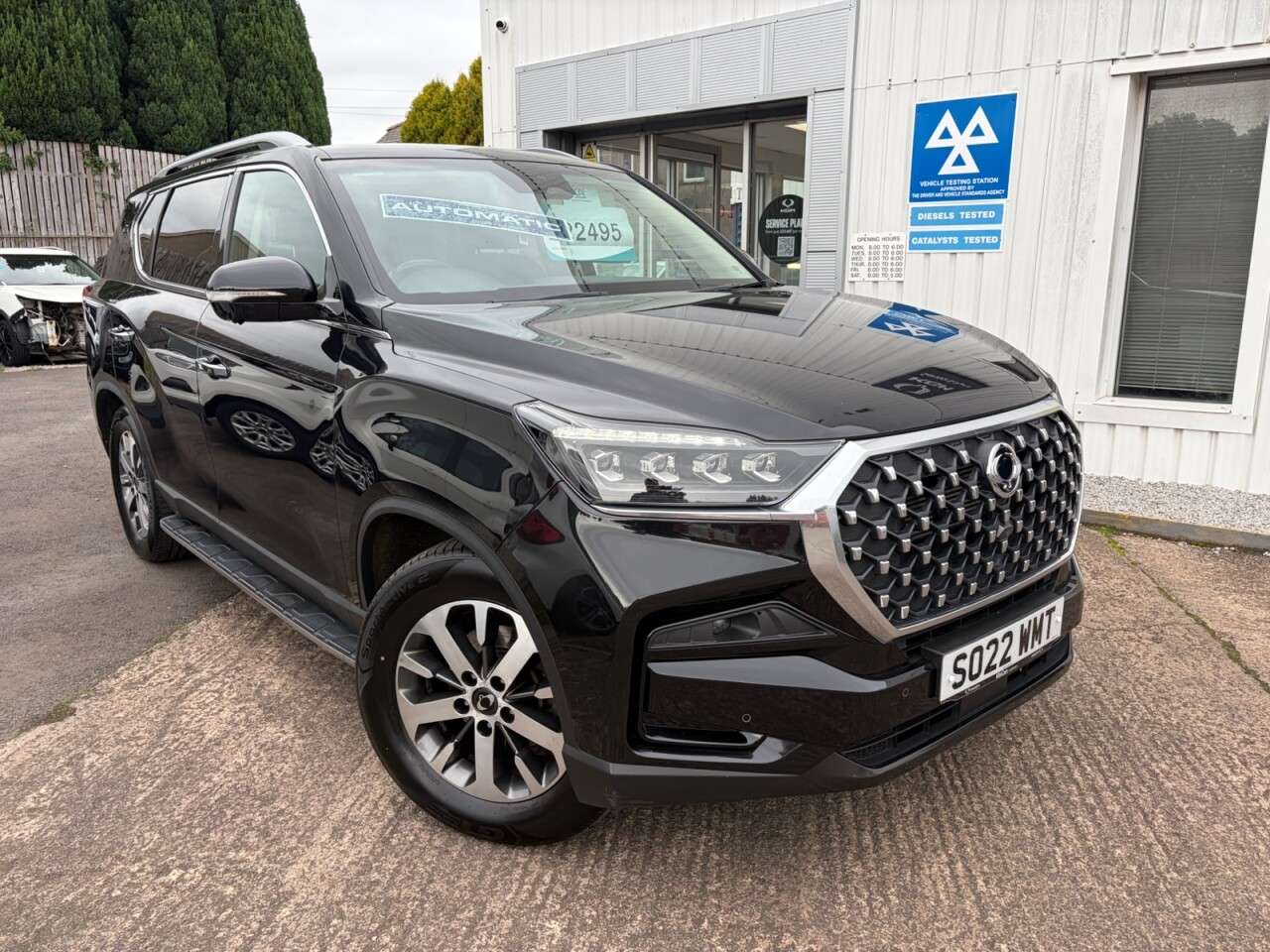 A 2022 SSANGYONG REXTON 2.2D Ultimate SUV 5dr Diesel T-Tronic 4WD Euro 6 (202 ps) A 2022 SSANGYONG REXTON 2.2D Ultimate SUV 5dr Diesel T-Tronic 4WD Euro 6 (202 ps)