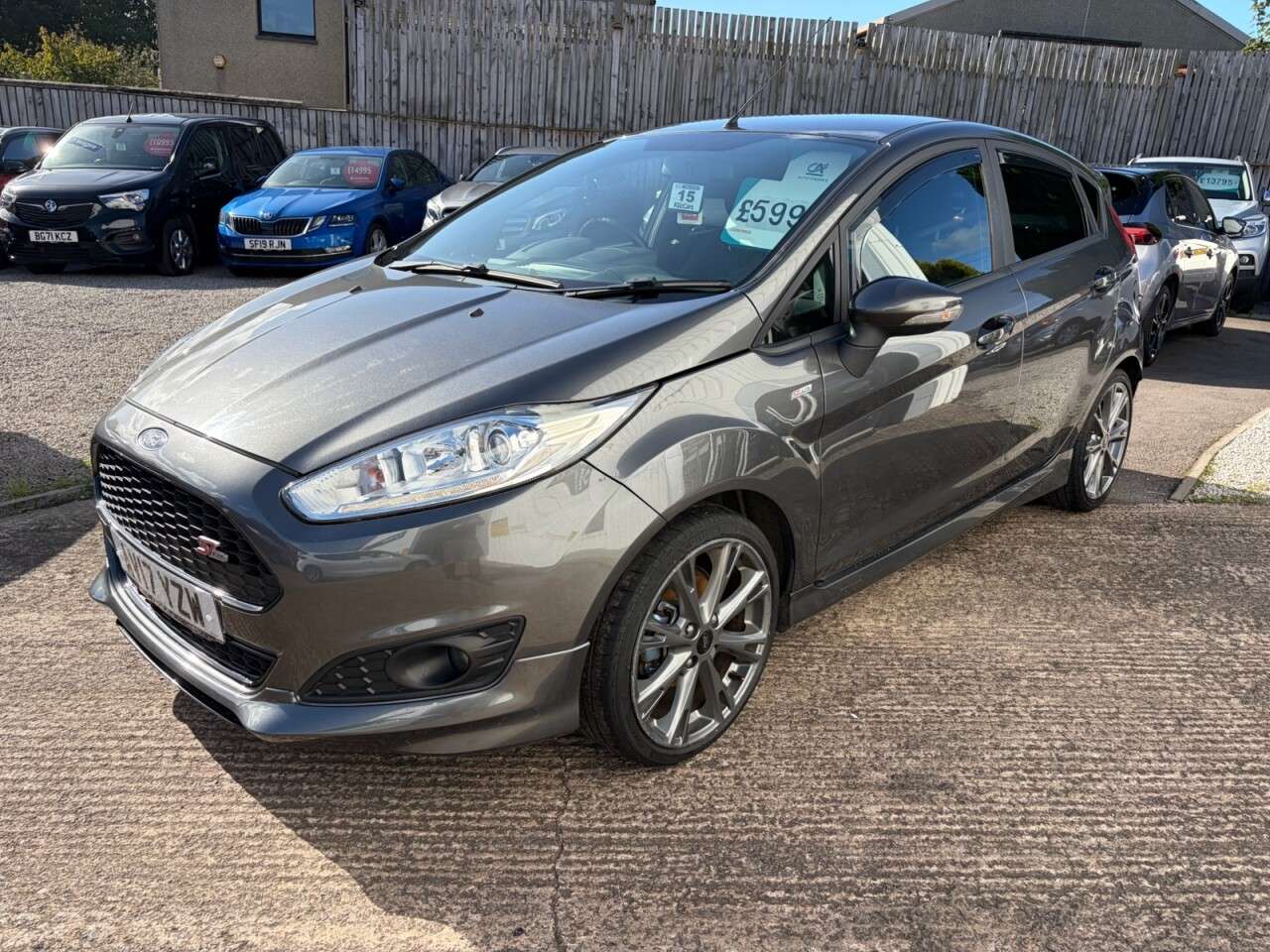 A 2017 FORD FIESTA 1.0T EcoBoost ST-Line Hatchback 5dr Petrol Manual Euro 6 (s/s) (100 ps) A 2017 FORD FIESTA 1.0T EcoBoost ST-Line Hatchback 5dr Petrol Manual Euro 6 (s/s) (100 ps)