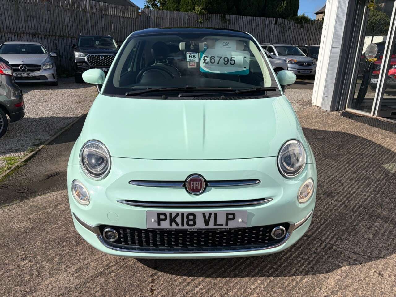 A 2018 FIAT 500 1.2 Lounge Hatchback 3dr Petrol Manual Euro 6 (s/s) (69 bhp) A 2018 FIAT 500 1.2 Lounge Hatchback 3dr Petrol Manual Euro 6 (s/s) (69 bhp)
