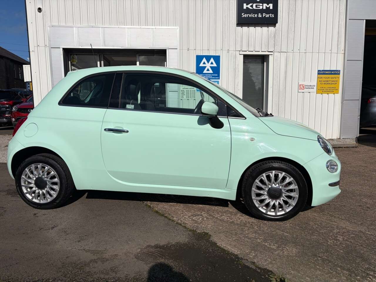 2018 FIAT 500 2018 FIAT 500