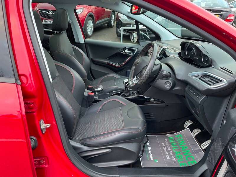 2017 PEUGEOT 2008 2017 PEUGEOT 2008