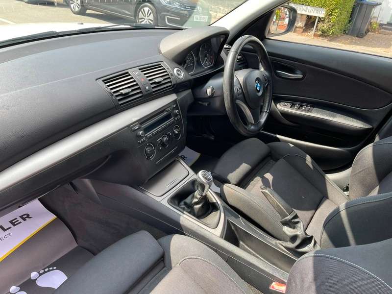 2011 BMW 1 SERIES 2011 BMW 1 SERIES