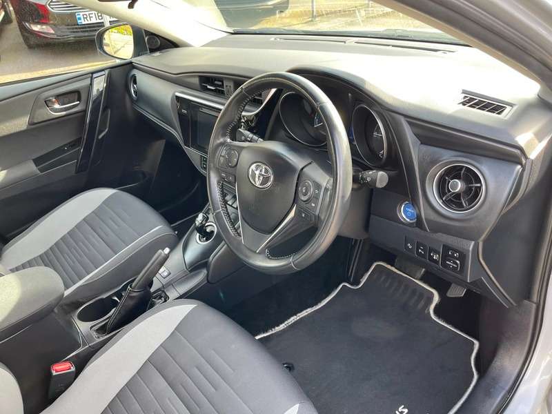 2018 TOYOTA AURIS 2018 TOYOTA AURIS