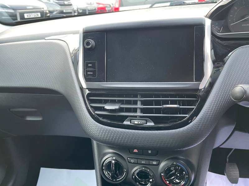 2018 PEUGEOT 208 2018 PEUGEOT 208