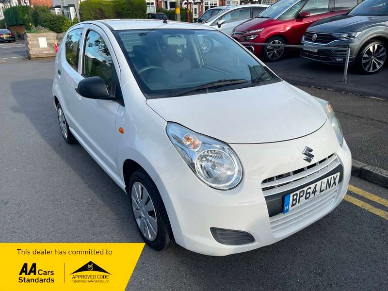 A 2015 SUZUKI ALTO SZ A 2015 SUZUKI ALTO SZ